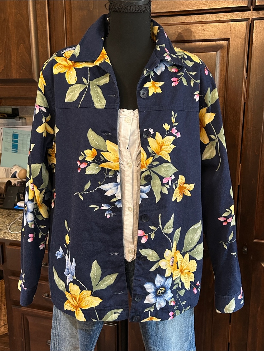 Alfred Dunner Sz L Women's Navy Floral Button-Up Denim Bomber Style Jacket